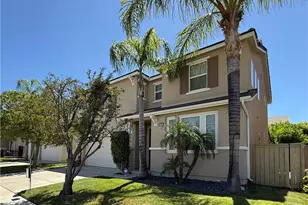 27223 Cloverhurst, Canyon Country, CA 91387 - Photo 1