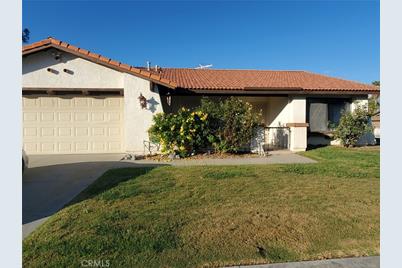 42336 Acacia Avenue, Hemet, CA 92544 - Photo 1