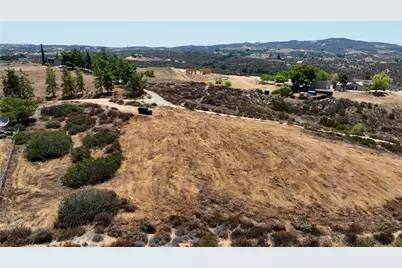 39365 Calle Breve, Temecula, CA 92592 - Photo 1