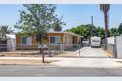 221 S Alessandro Street, Hemet, CA 92543 - Photo 1