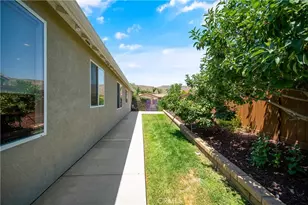 468 Olazabal Dr, Hemet, CA 92545 - Photo 40