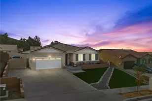 29707 Wolf Glen Ct, Winchester, CA 92596 - Photo 1