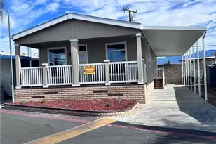 1445 W Florida Ave, Hemet, CA 92543 - Photo 1