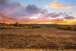 40431 Ronald Rd, Temecula, CA 92592 - Photo 1