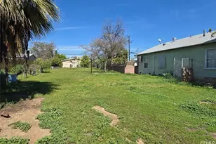 1828 Kentucky St, Bakersfield, CA 93305 - Photo 1