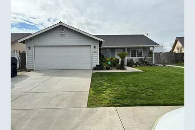 985 W Mammoth Pool Way, Hanford, CA 93230 - Photo 1