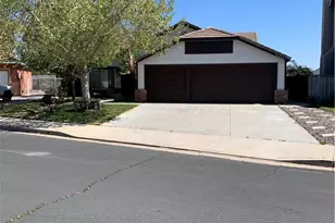 18810 Oakview Way, Lake Elsinore, CA 92530 - Photo 1