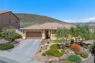 35726 Ginger Tree Dr, Winchester, CA 92596 - Photo 1