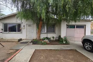 242 E 6th St, Perris, CA 92570 - Photo 1