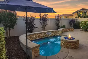 38537 Windingwalk Dr, Murrieta, CA 92563 - Photo 1