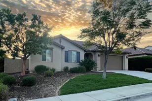 34791 Heritage Oaks Ct, Winchester, CA 92596 - Photo 1