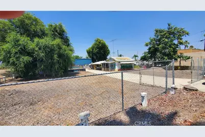 183 Iowa Avenue, Riverside, CA 92507 - Photo 1
