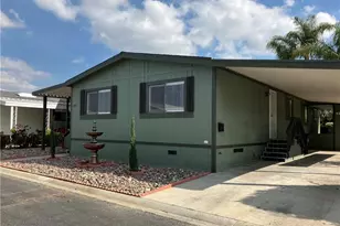 1300 W Menlo Ave, Hemet, CA 92543 - Photo 1