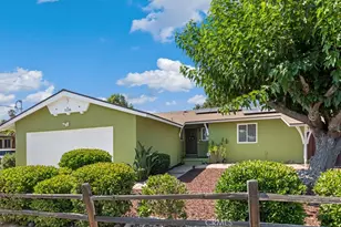 1110 Elmwood Dr, Escondido, CA 92025 - Photo 1