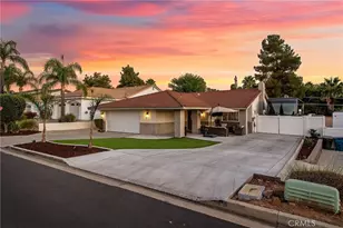 30809 Burning Tree Dr, Canyon Lake, CA 92587 - Photo 1