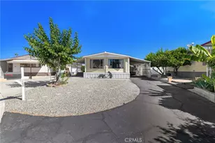 575 S Lyon, Hemet, CA 92543 - Photo 1