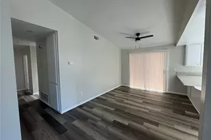 231 Laurelwood Ln, Lake Elsinore, CA 92530 - Photo 1