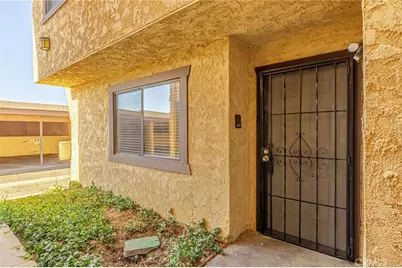 1318 W Avenue J4, Lancaster, CA 93534 - Photo 1