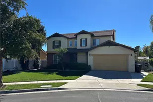 28523 Heliotrope Ct, Murrieta, CA 92563 - Photo 1