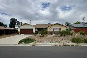 40520 Poppy Dr, Hemet, CA 92544 - Photo 1