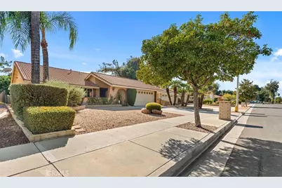 2095 Silver Oaks Way, Hemet, CA 92545 - Photo 1