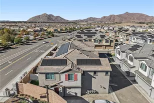 32567 Manhattan, Winchester, CA 92596 - Photo 1