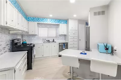 881 Lake Street, Hemet, CA 92544 - Photo 1