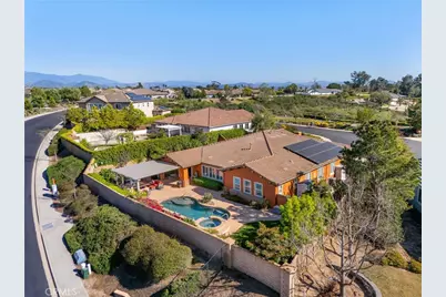 218 Clayton Parkinson Court, Fallbrook, CA 92028 - Photo 1