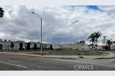572 S Grand, San Jacinto, CA 92582 - Photo 1