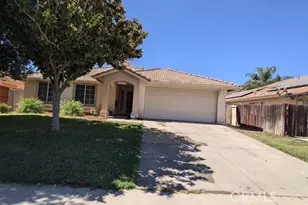 19405 Oakview Ln, Lake Elsinore, CA 92530 - Photo 1