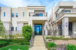 18719 Redwing St, Tarzana, CA 91356 - Photo 1