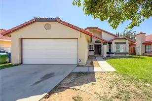 44641 Pinon Springs Dr, Lancaster, CA 93535 - Photo 1