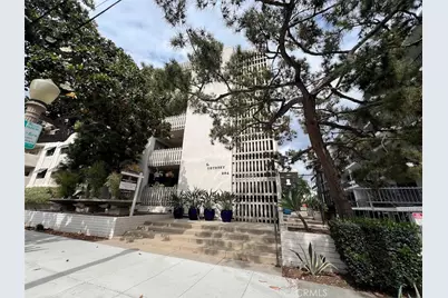 284 S Madison #102, Pasadena, CA 91101 - Photo 1