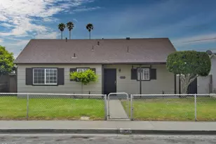 1314 W Cedar St, Oxnard, CA 93033 - Photo 1
