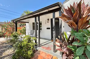 125 S Santa Rosa St, Ventura, CA 93001 - Photo 1