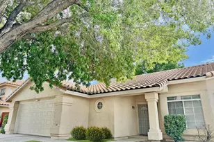 44543 Tarragon Dr, Lancaster, CA 93536 - Photo 1