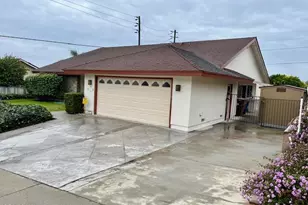 157 N Brookshire Ave, Ventura, CA 93003 - Photo 1