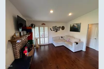 960 Murdoch Lane, Ventura, CA 93003 - Photo 1