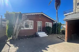 772 Poli St, Ventura, CA 93001 - Photo 1