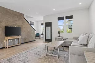 302 Marlee Ln, Camarillo, CA 93012 - Photo 1