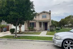 1131 Sonia Dr, Oxnard, CA 93030 - Photo 1