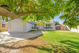 45309 Newtree Ave, Lancaster, CA 93534 - Photo 1