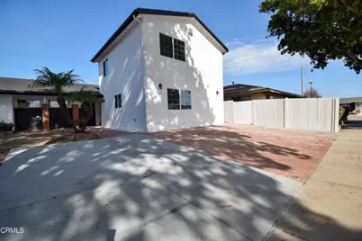 2711 Altus Way #2, Oxnard, CA 93035 - Photo 1