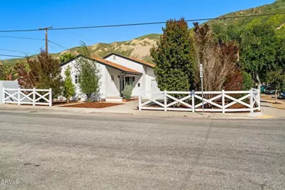 1400 Cameron Street, Ventura, CA 93001 - Photo 1