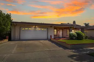 1251 Holly Ave, Oxnard, CA 93036 - Photo 1