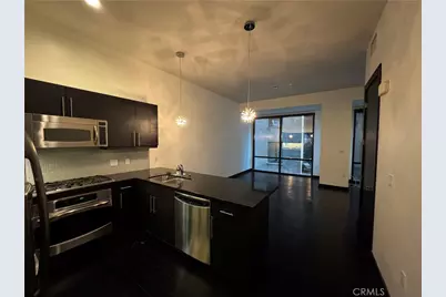 655 S Hope St #706, Los Angeles, CA 90017 - Photo 1