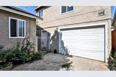 1829 1/2 E 63rd Street, Los Angeles, CA 90001 - Photo 1