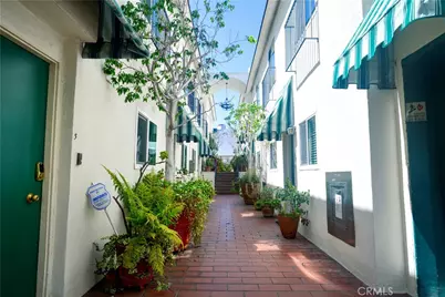 1745 Selby Avenue #5, Los Angeles, CA 90024 - Photo 1