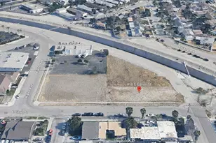 410 E Citrus St, Colton, CA 92324 - Photo 1