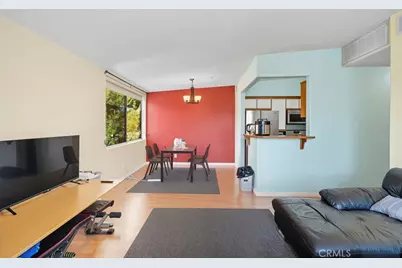 15455 Sherman Way #15, Van Nuys, CA 91406 - Photo 1